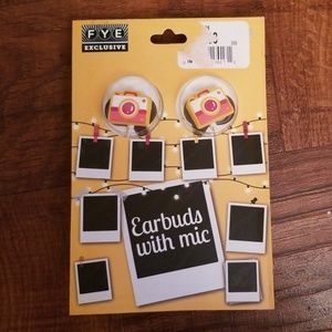 Novelty earbuds with mic